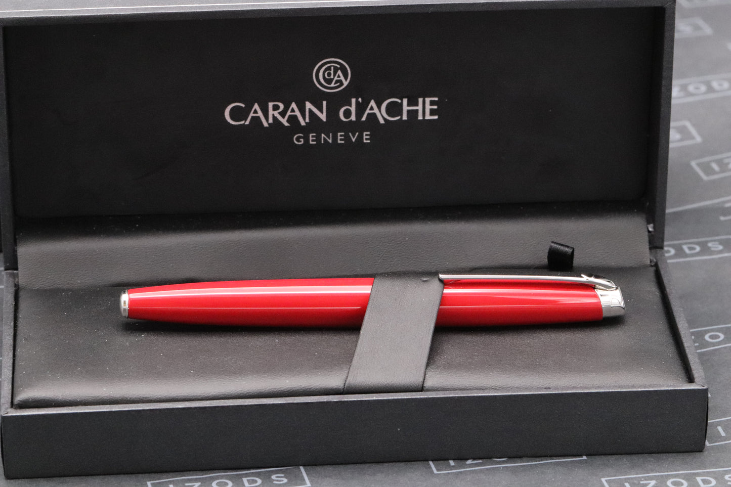 Caran d'Ache Leman Scarlet Red Fountain Pen