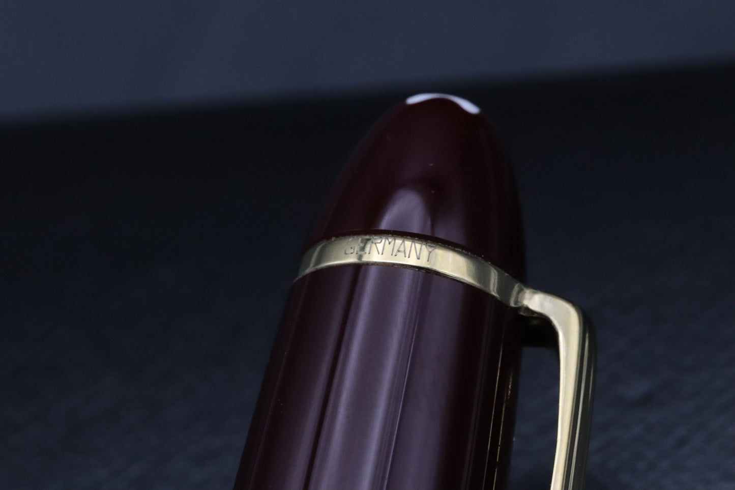Montblanc Meisterstuck 146 LeGrand Bordeaux Fountain Pen - 18k Fine Nib