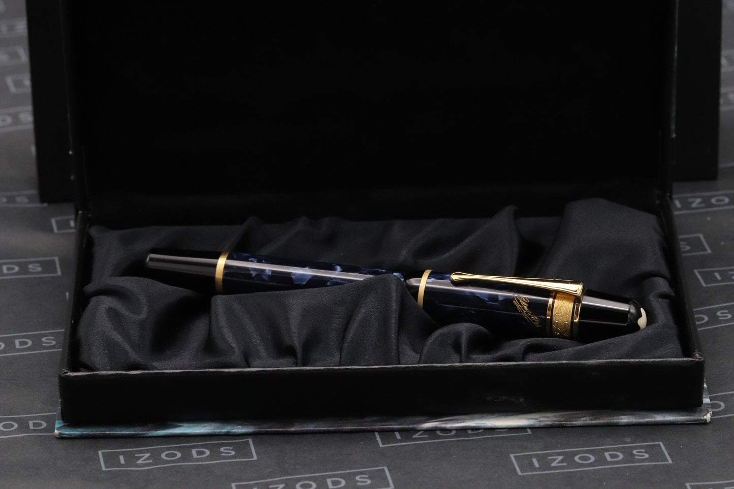 Montblanc Writers Edition Edgar Allan Poe Fountain Pen