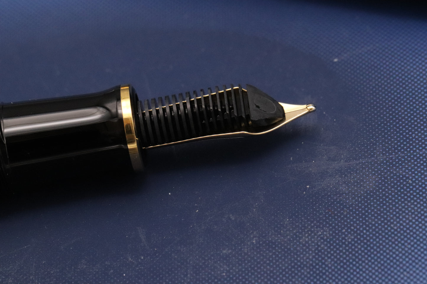 Pelikan Souveran M400 Green Black Fountain Pen