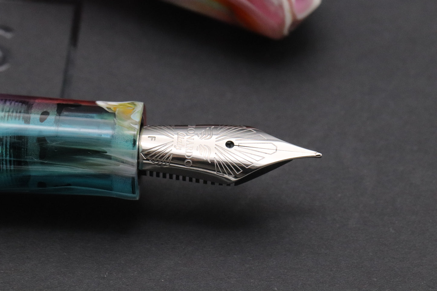 Leonardo MZG 2.0 Primary Manipulation 4 Fountain Pen