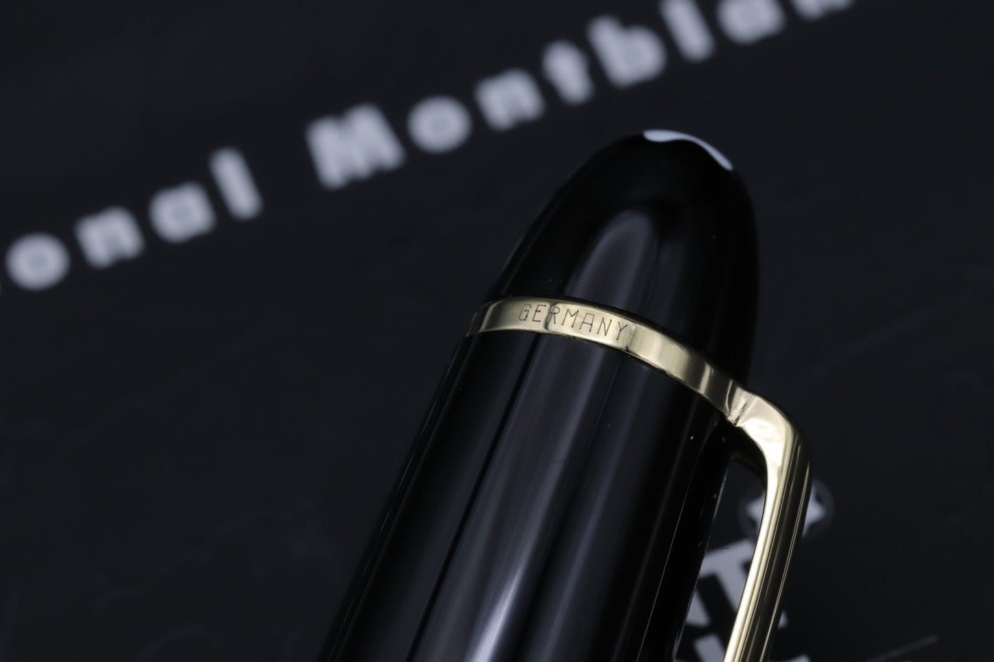 Montblanc Meisterstuck 147 Traveller Gold Coated Fountain Pen - DIPPED