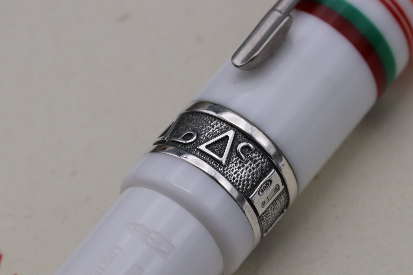 Delta Indigenous People Silver Inuit LE1576 Fountain Pen - UNUSED - Stub Nib