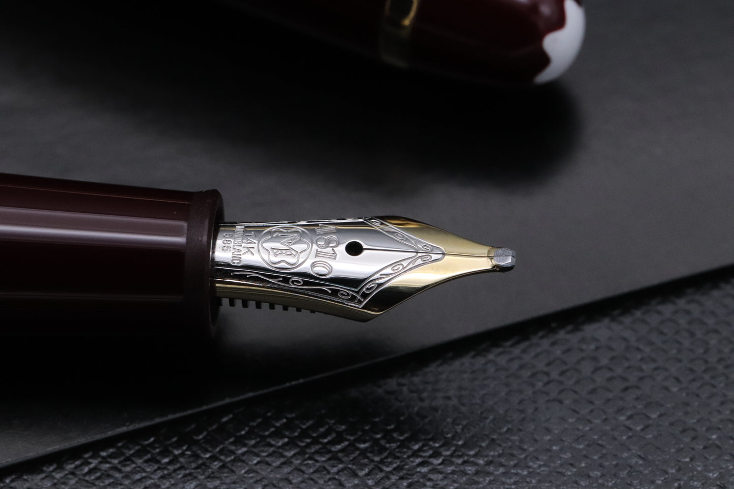 Montblanc Meisterstuck 145 Classique Bordeaux Fountain Pen - BB Nib