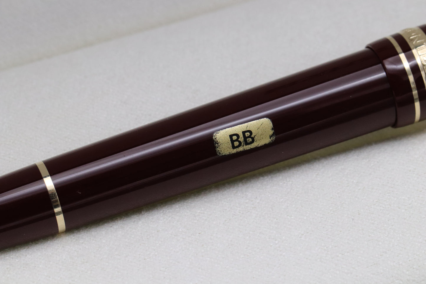 Montblanc Meisterstuck 145 Classique Bordeaux Fountain Pen - BB Nib