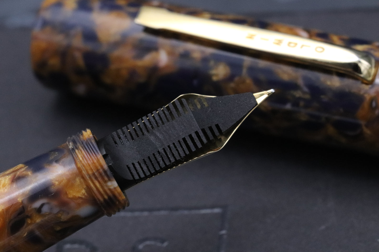 Oldwin Paris Le Classic Blue Saffron Celluloid Fountain Pen - NEVER INKED