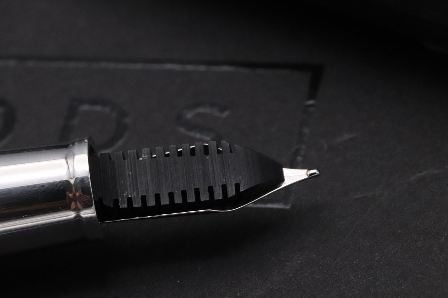 Omas New Style Paragon Ebony Wood Fountain Pen