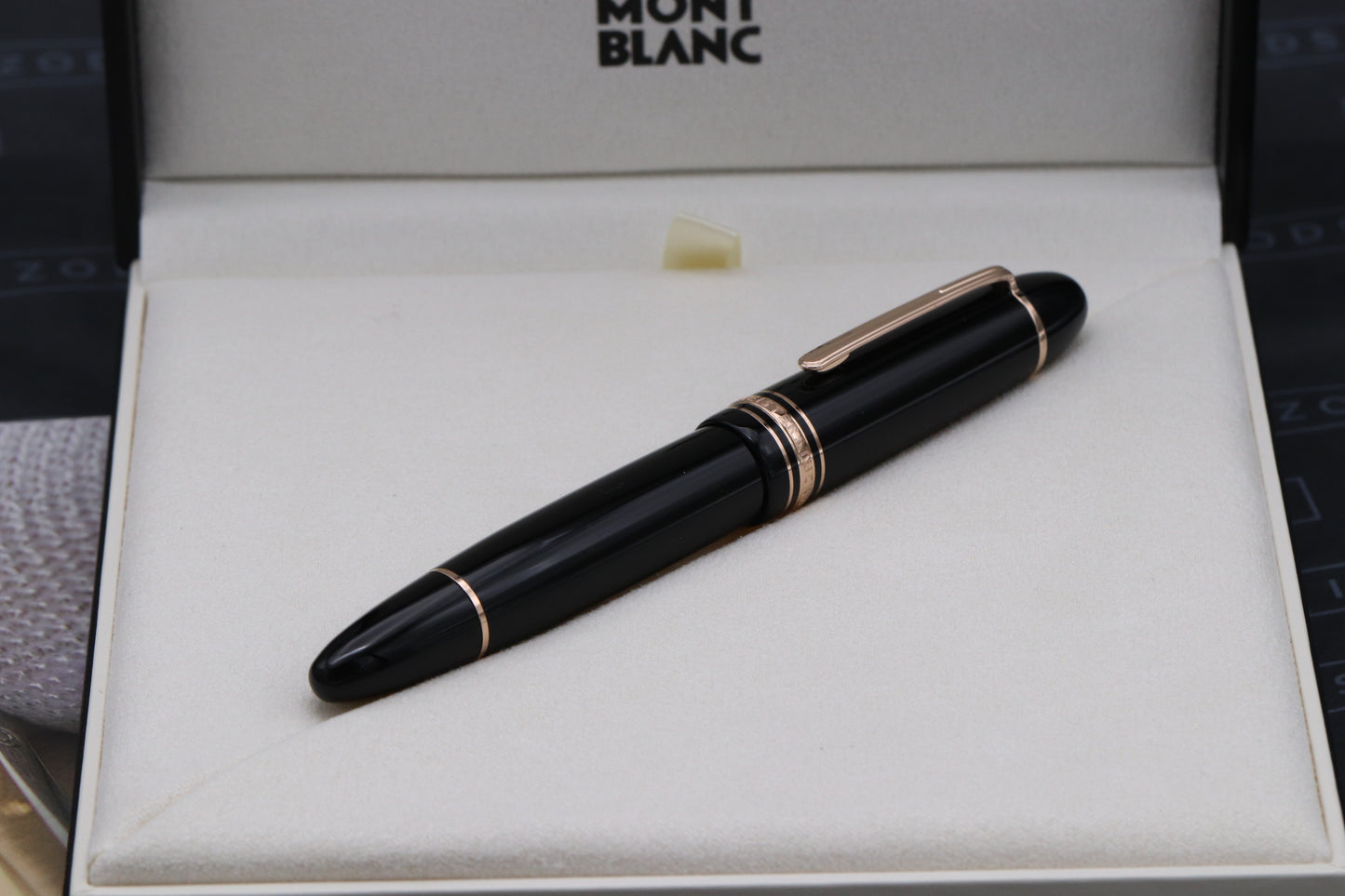 Montblanc Meisterstuck 149 Red Gold-Coated Fountain Pen - Rare O3B Nib