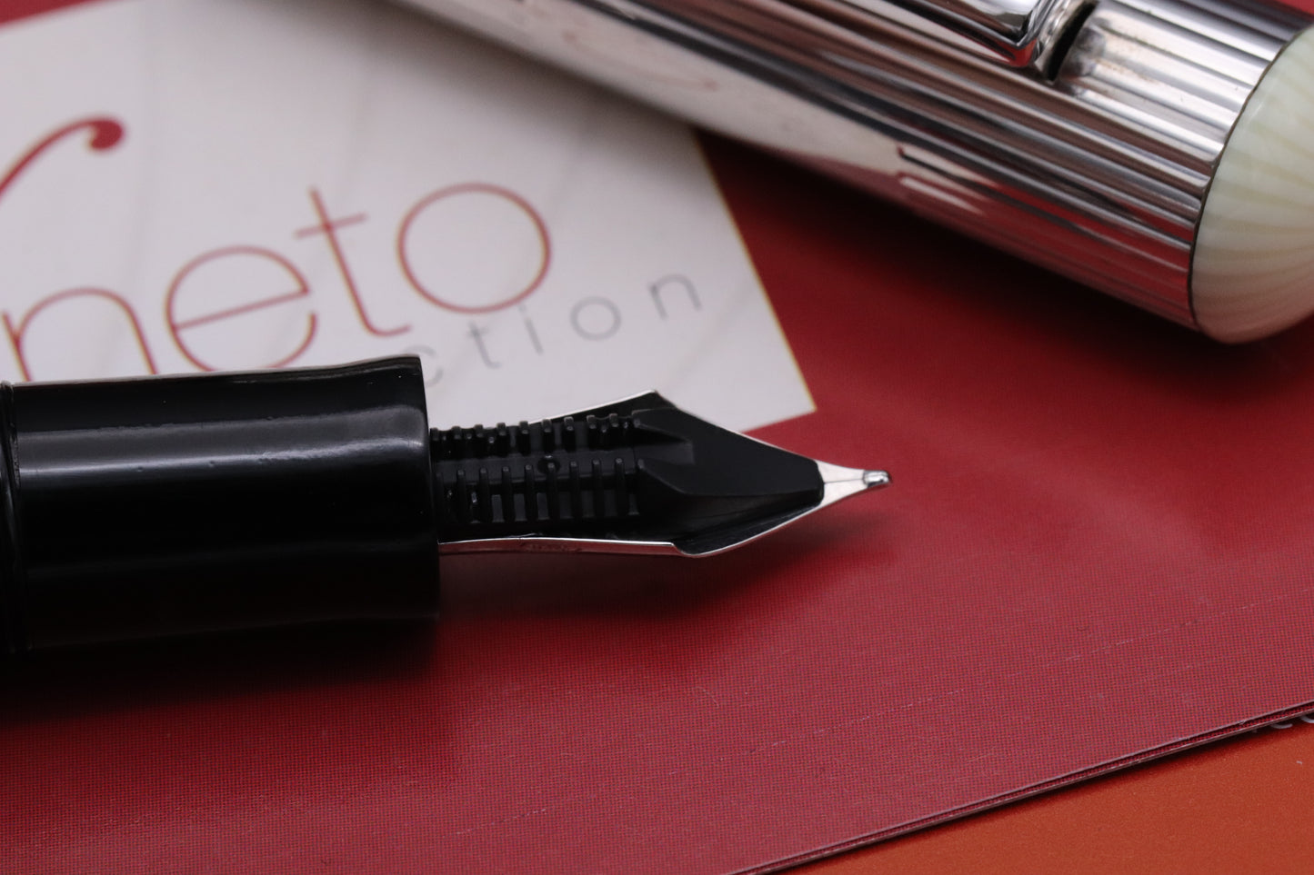 Delta Via Veneto Elegance Doue Fountain Pen