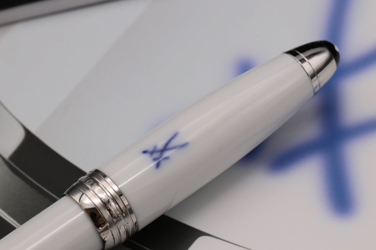 Montblanc Masters for Meisterstuck Meissen White Porcelain Fountain Pen - UNUSED