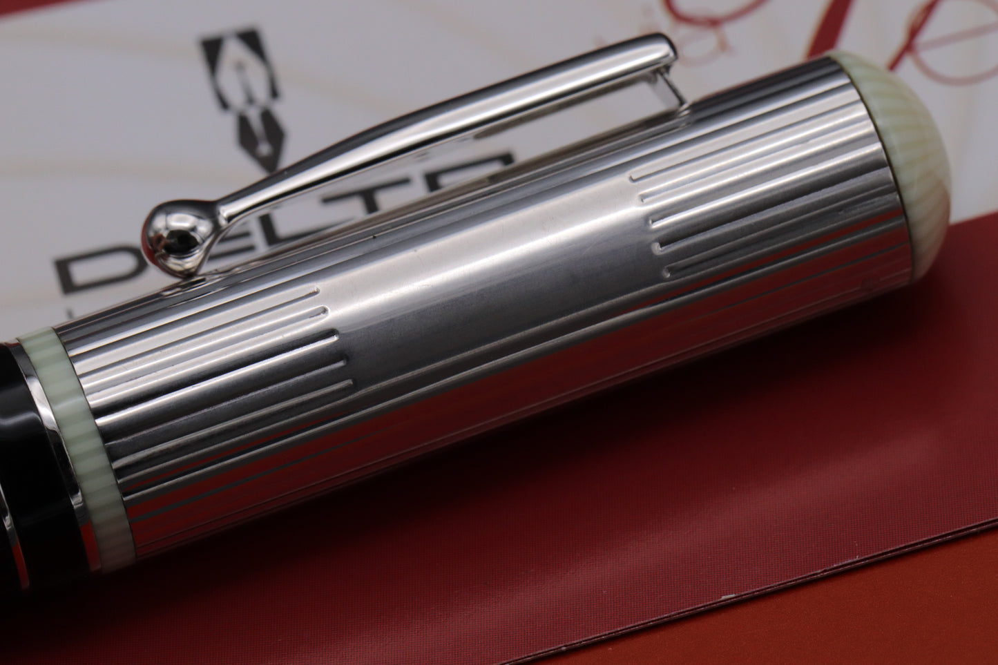Delta Via Veneto Elegance Doue Fountain Pen