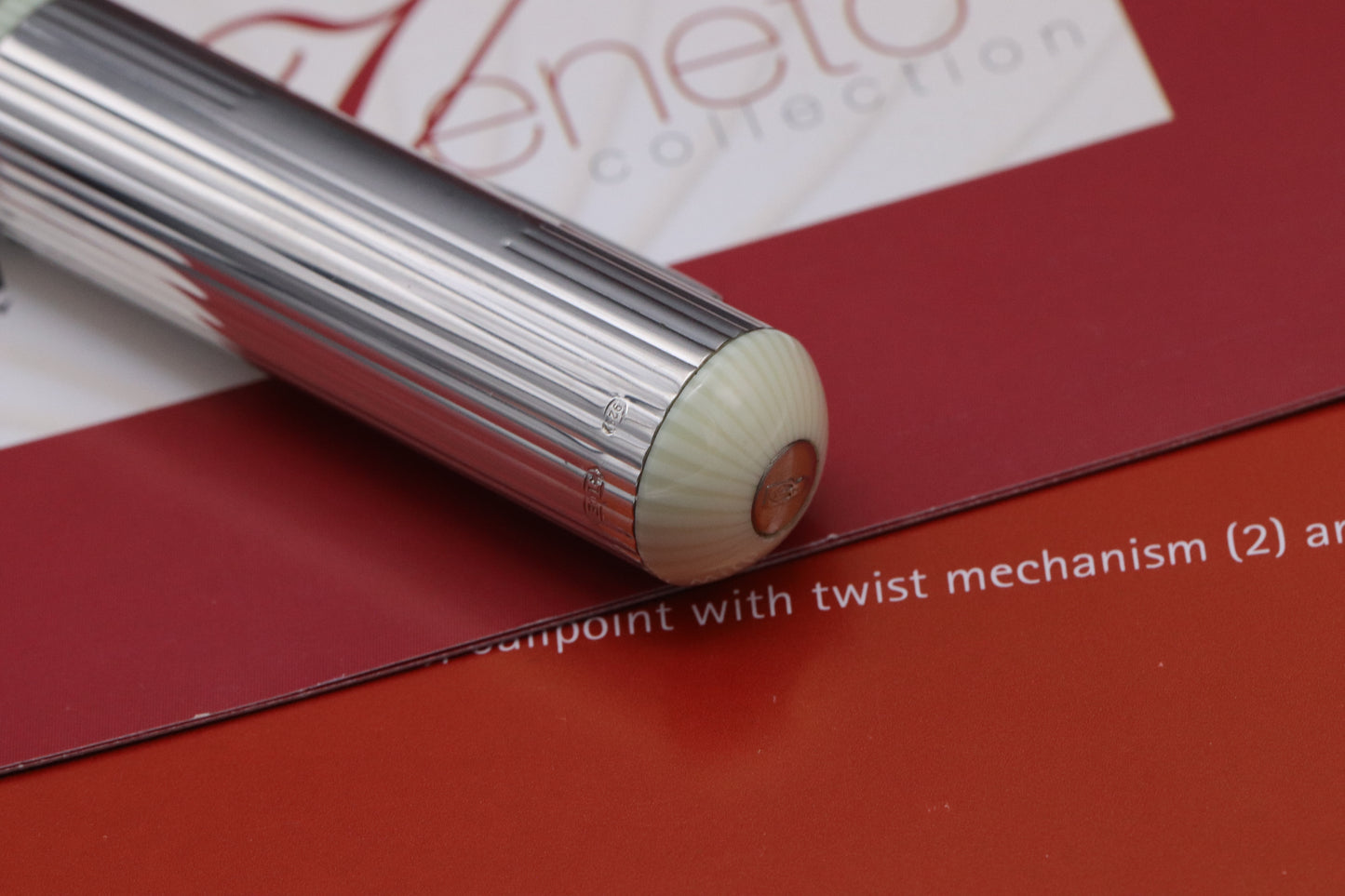 Delta Via Veneto Elegance Doue Fountain Pen