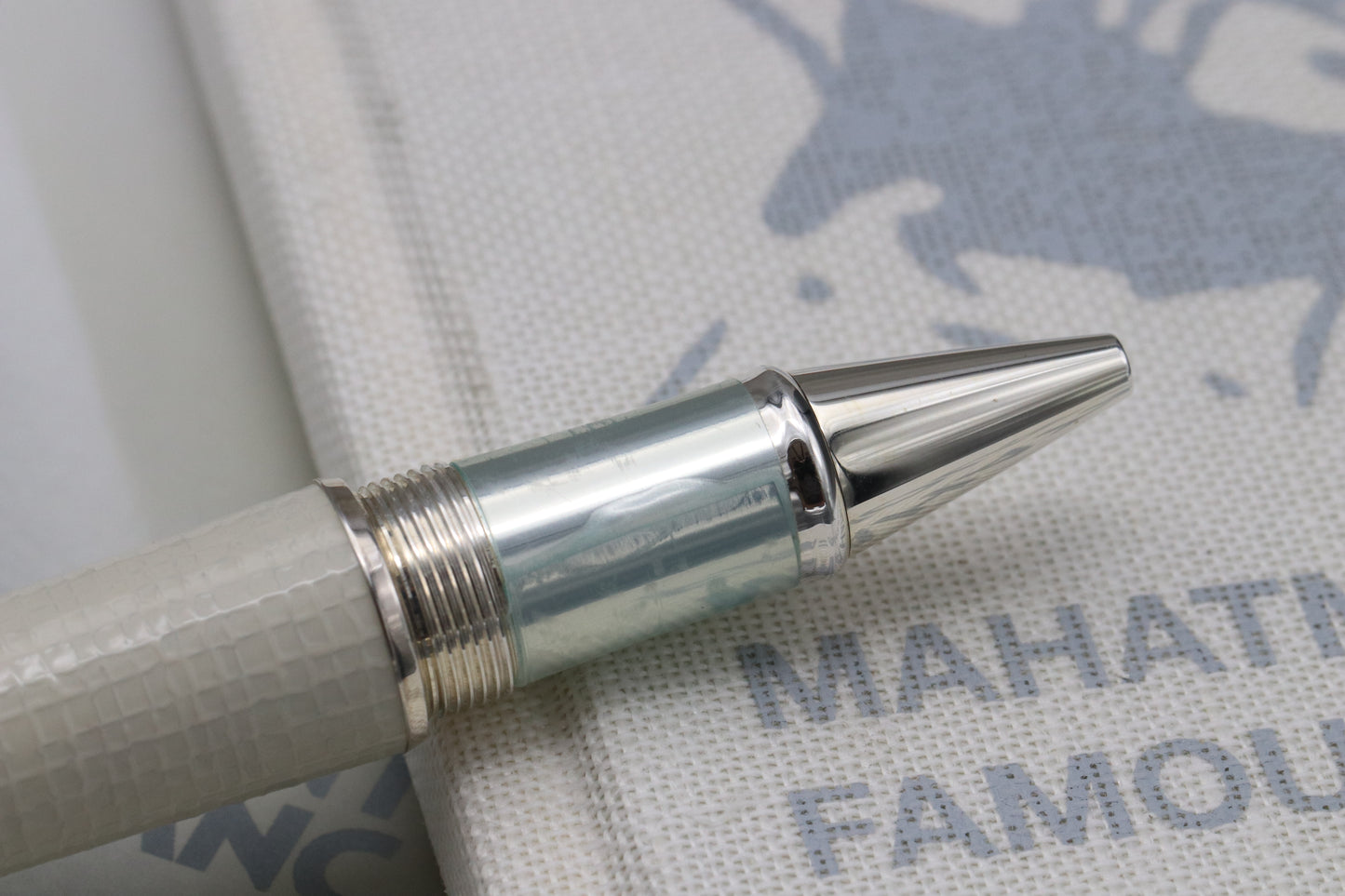 Montblanc Great Characters Mahatma Gandhi 3000 LE Rollerball Pen - UNUSED