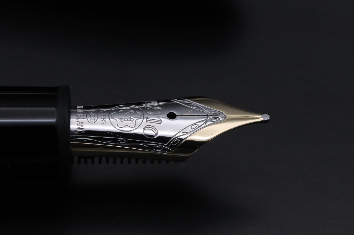 Montblanc Meisterstuck 146 LeGrand Platinum-Coated Fountain Pen