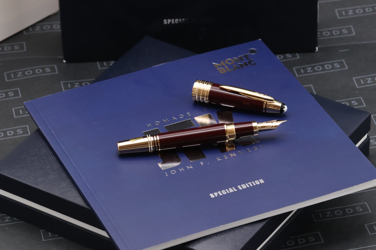 Montblanc Great Characters JFK Burgundy Fountain Pen - UNUSED - Fine Nib