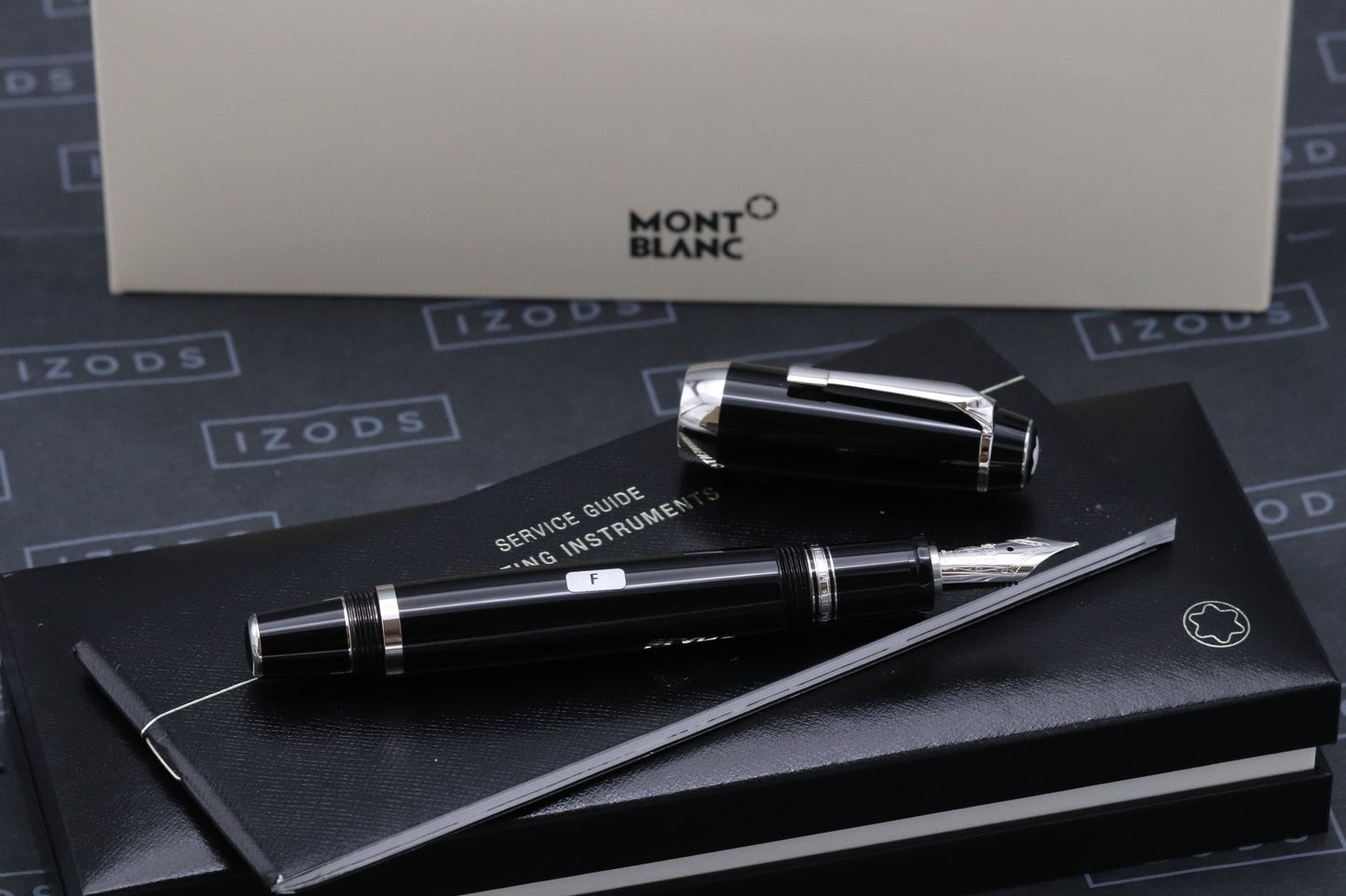 Montblanc Boheme XL Platinum Line No Stone Fountain Pen - Fine Nib