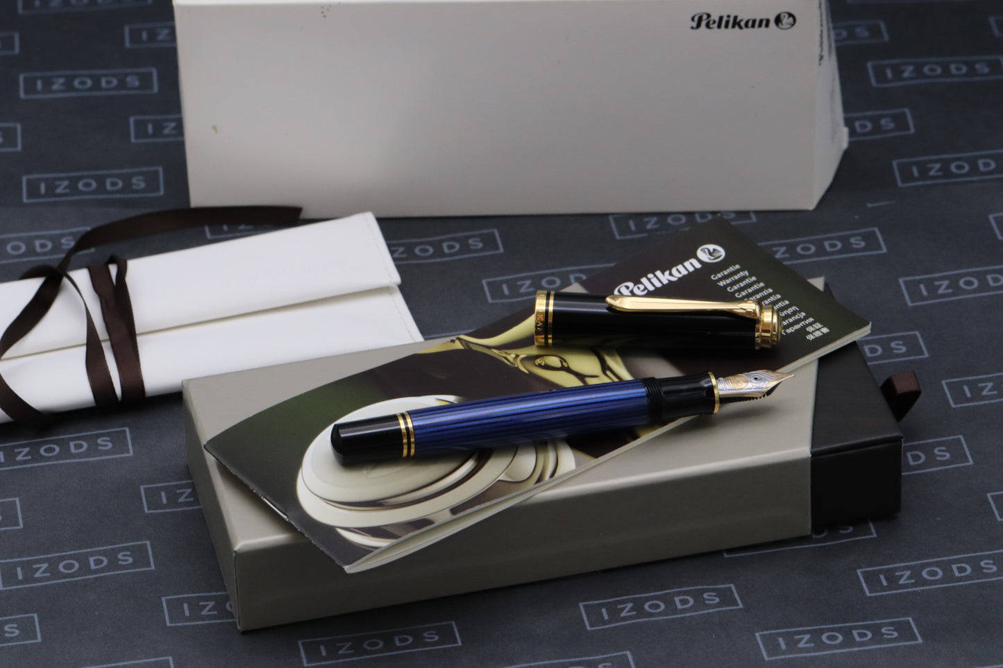 Pelikan Souveran M800 Blue Black Fountain Pen - EF Nib - Transparent Barrel