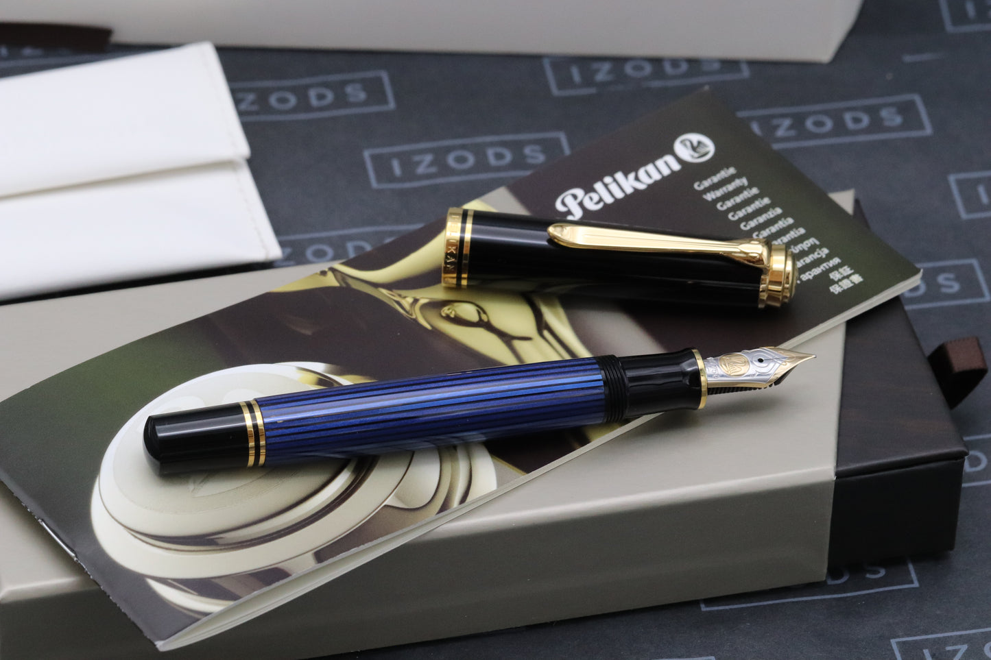 Pelikan Souveran M800 Blue Black Fountain Pen - EF Nib - Transparent Barrel