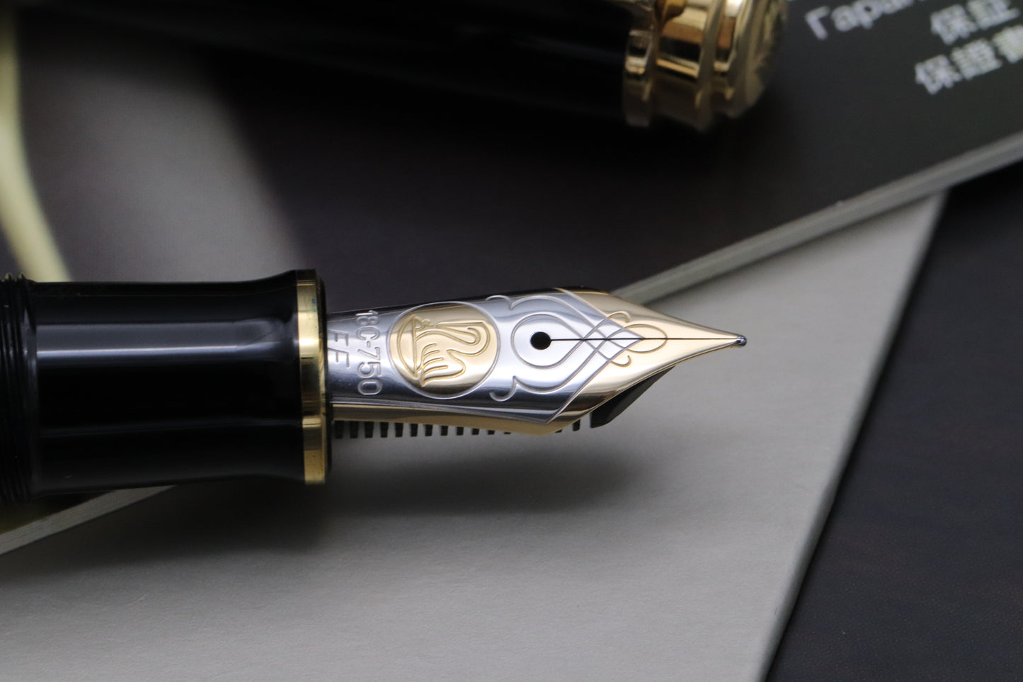 Pelikan Souveran M800 Blue Black Fountain Pen - EF Nib - Transparent Barrel