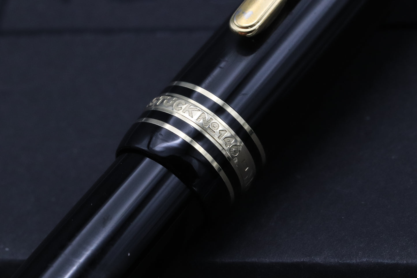 Montblanc Meisterstuck 146 LeGrand Gold Coated Fountain Pen - B Monotone Nib