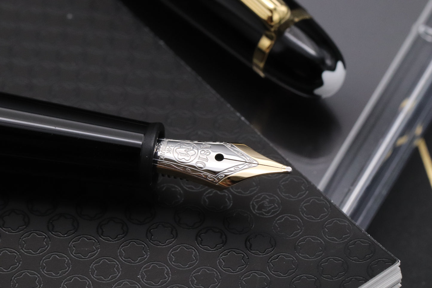 Montblanc Meisterstuck Chopin Classique Gold Line Fountain Pen