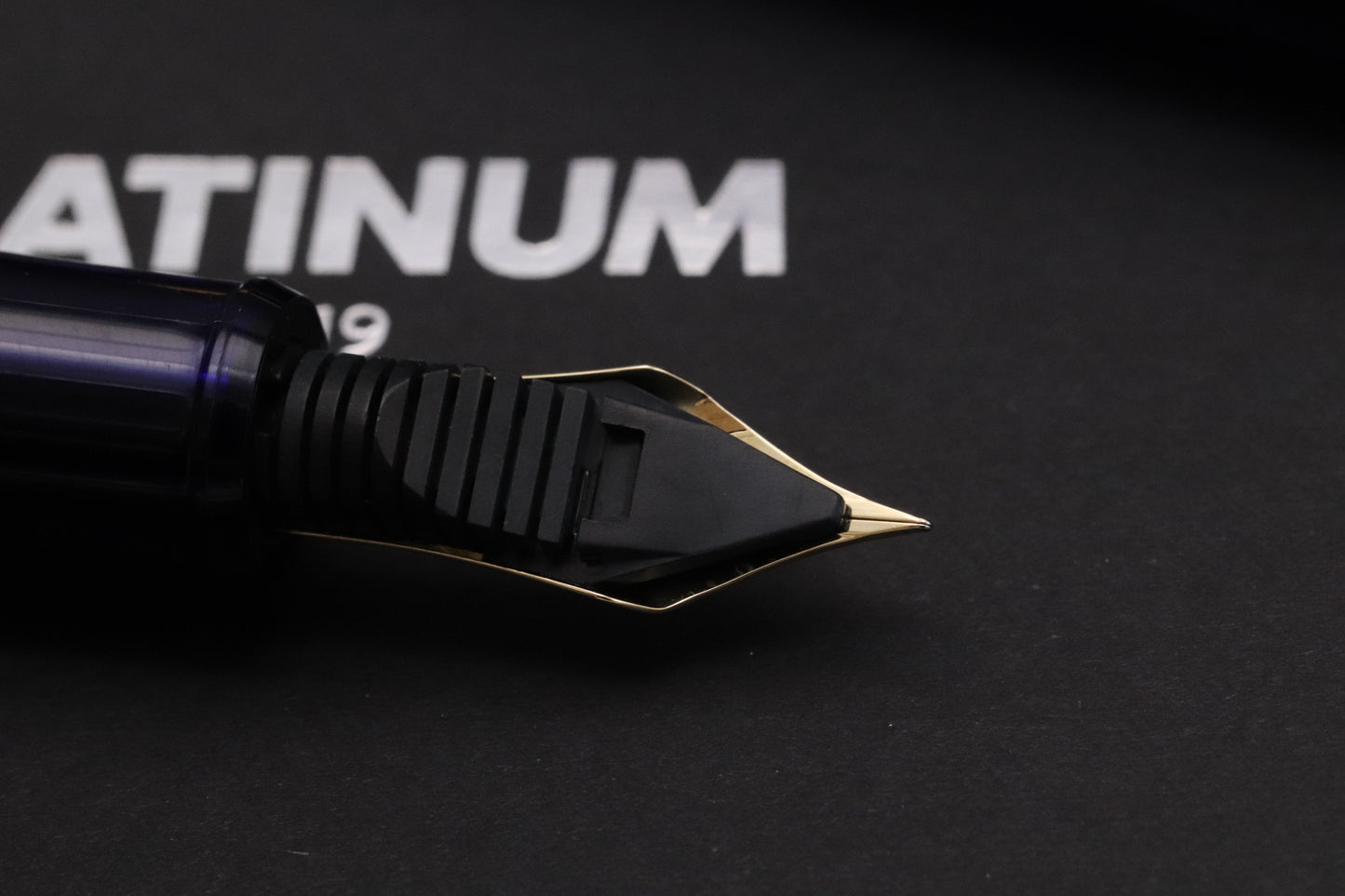 Platinum 3776 Chartres Blue GT Fountain Pen - F Nib - UNUSED