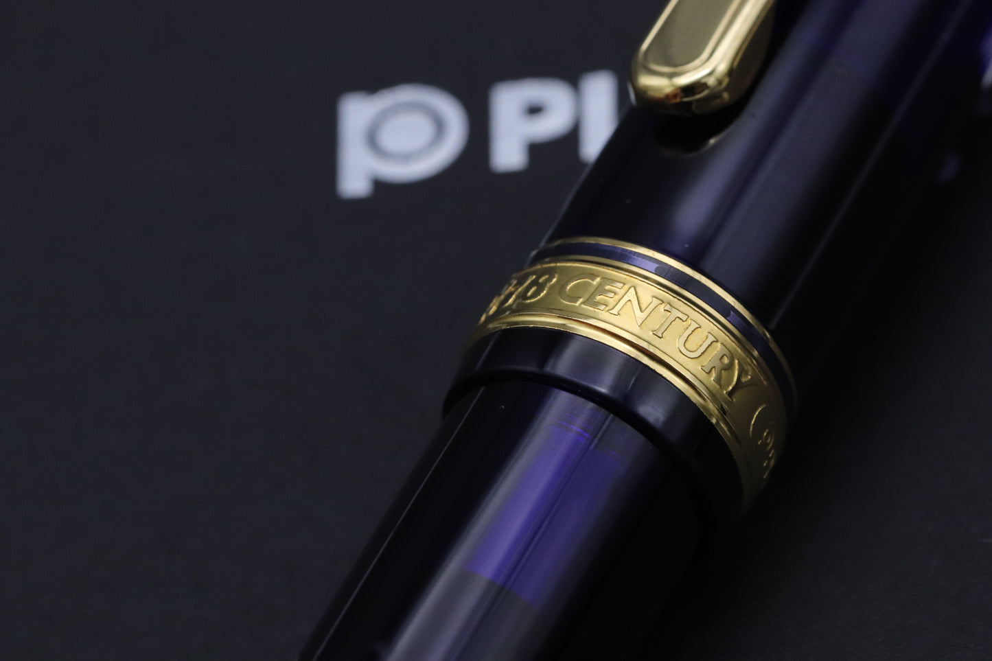 Platinum 3776 Chartres Blue GT Fountain Pen - F Nib - UNUSED