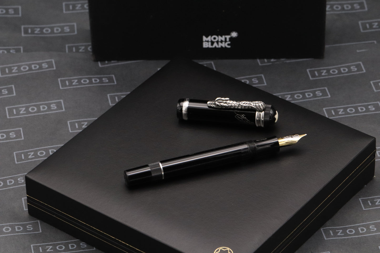 Montblanc Writers Edition Imperial Dragon Fountain Pen - Broad Nib