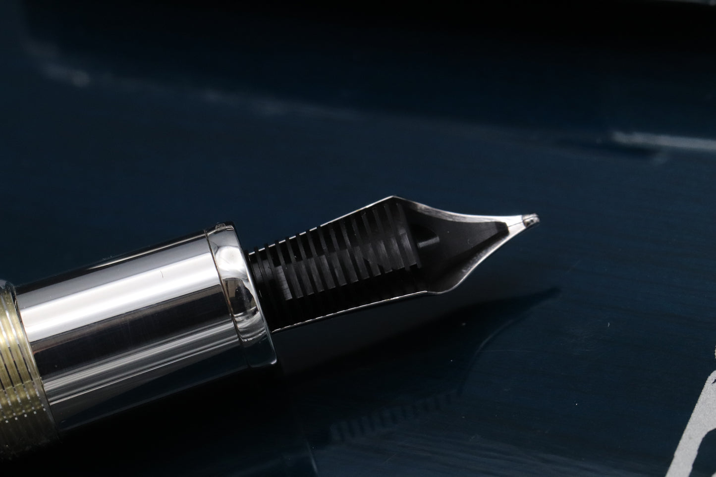 Montblanc Patron of Art Alexander von Humboldt 4810 Fountain Pen – NEVER INKED