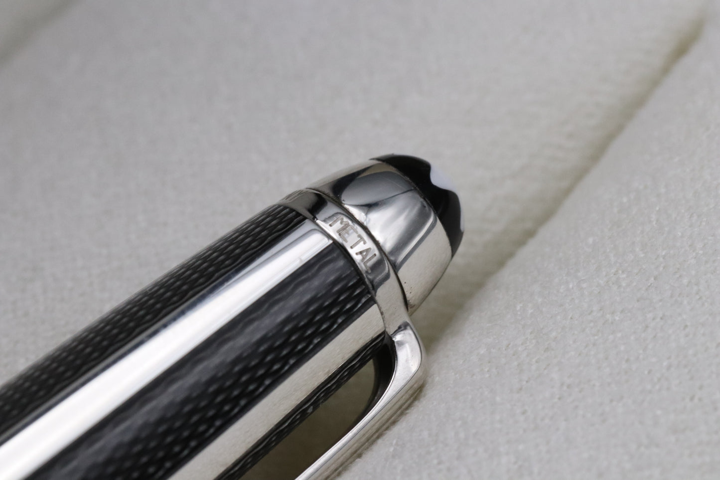 Montblanc Meisterstuck 165 Classique Silver Fibre Guilloche Fountain Pen - UNUSED