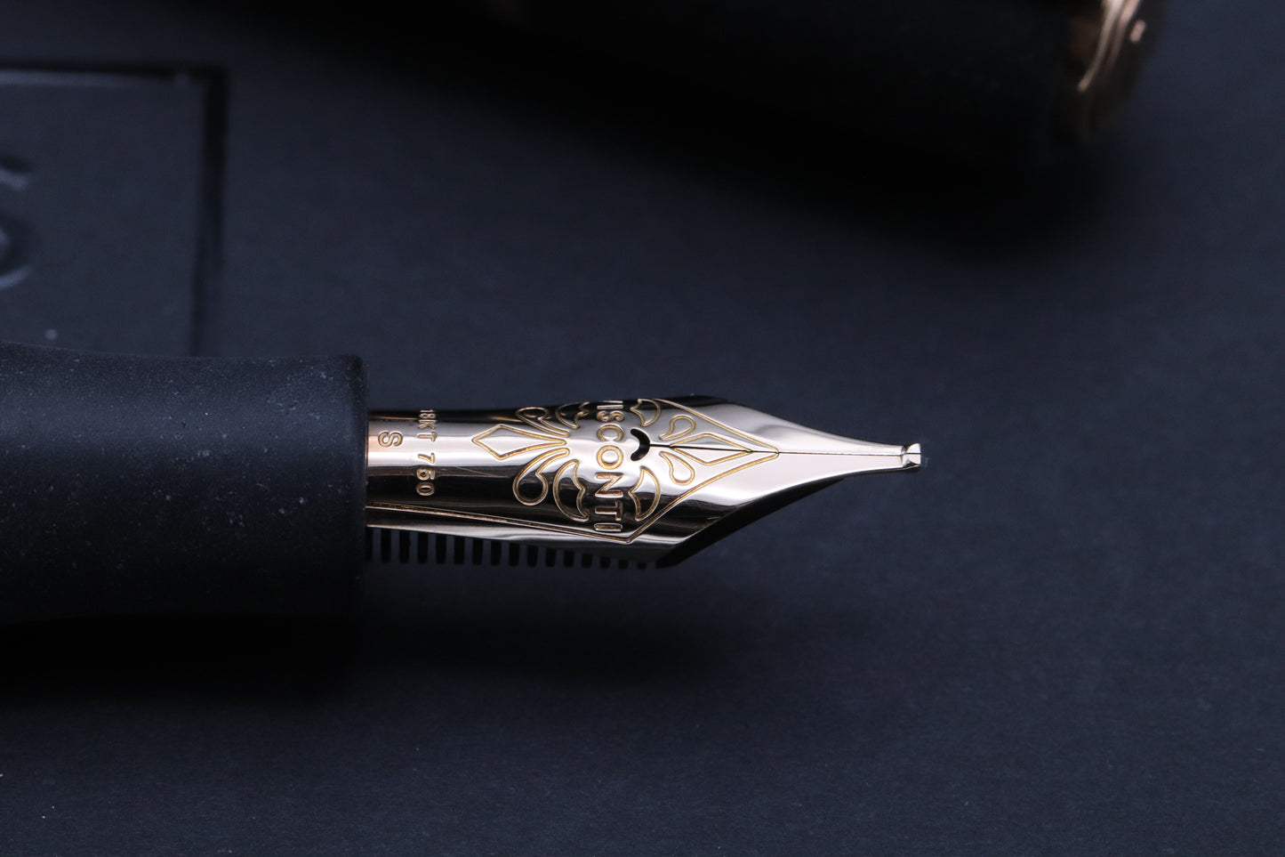 Visconti Homo Sapiens Bronze Age Crystal Dream Fountain Pen - UNUSED - Stub
