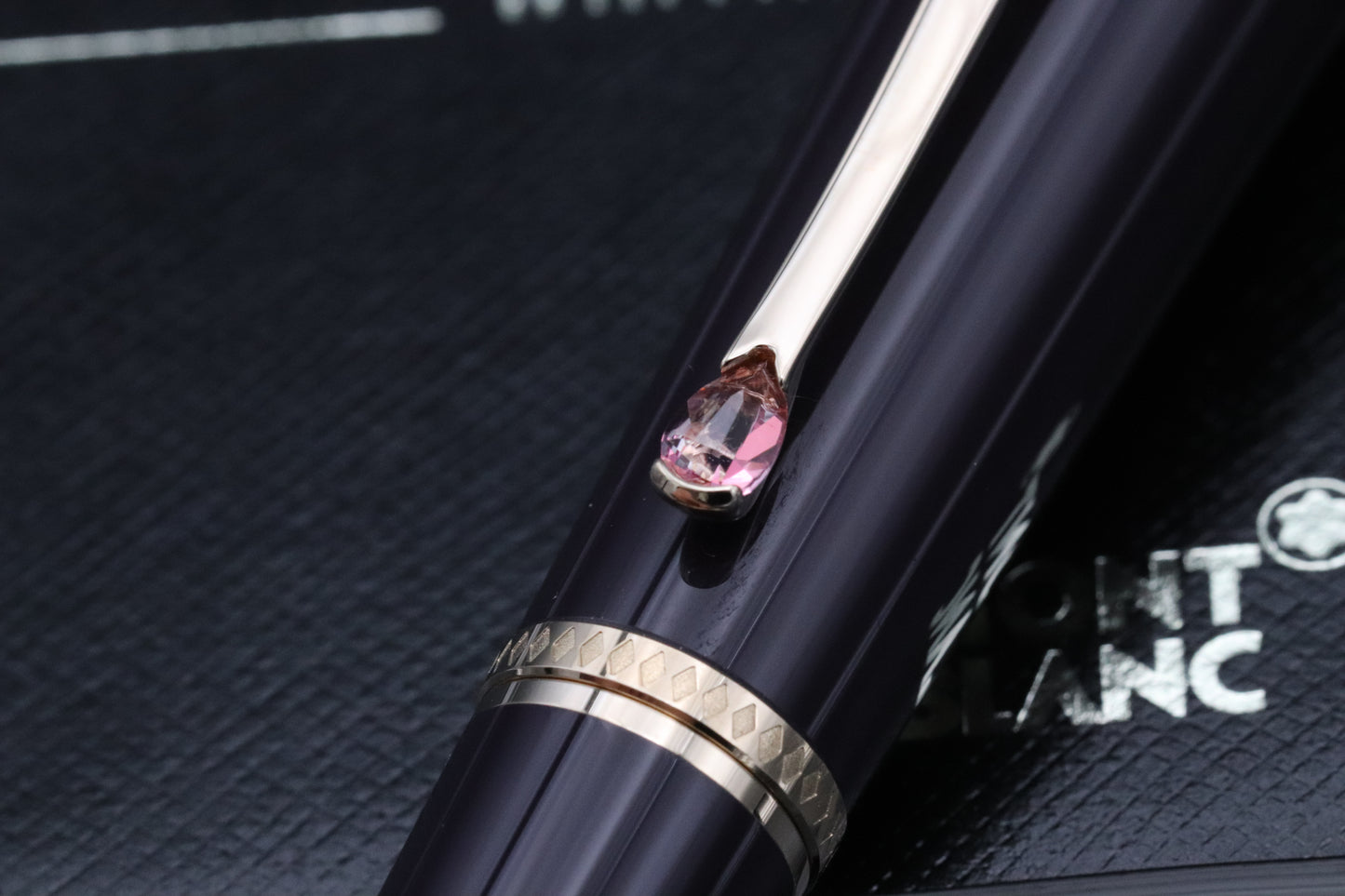 Montblanc Princesse Grace de Monaco Purple Fountain Pen - NEVER INKED