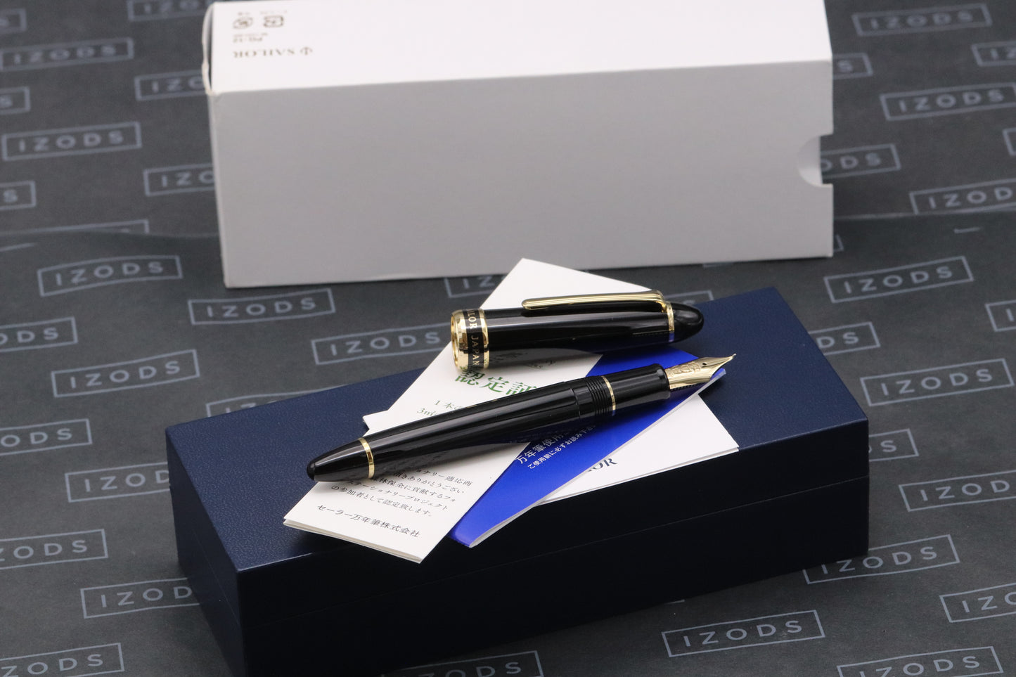 Sailor 1911L Black Gold Fountain Pen - Naginata Nib Fude de Mannen Nib - DIPPED