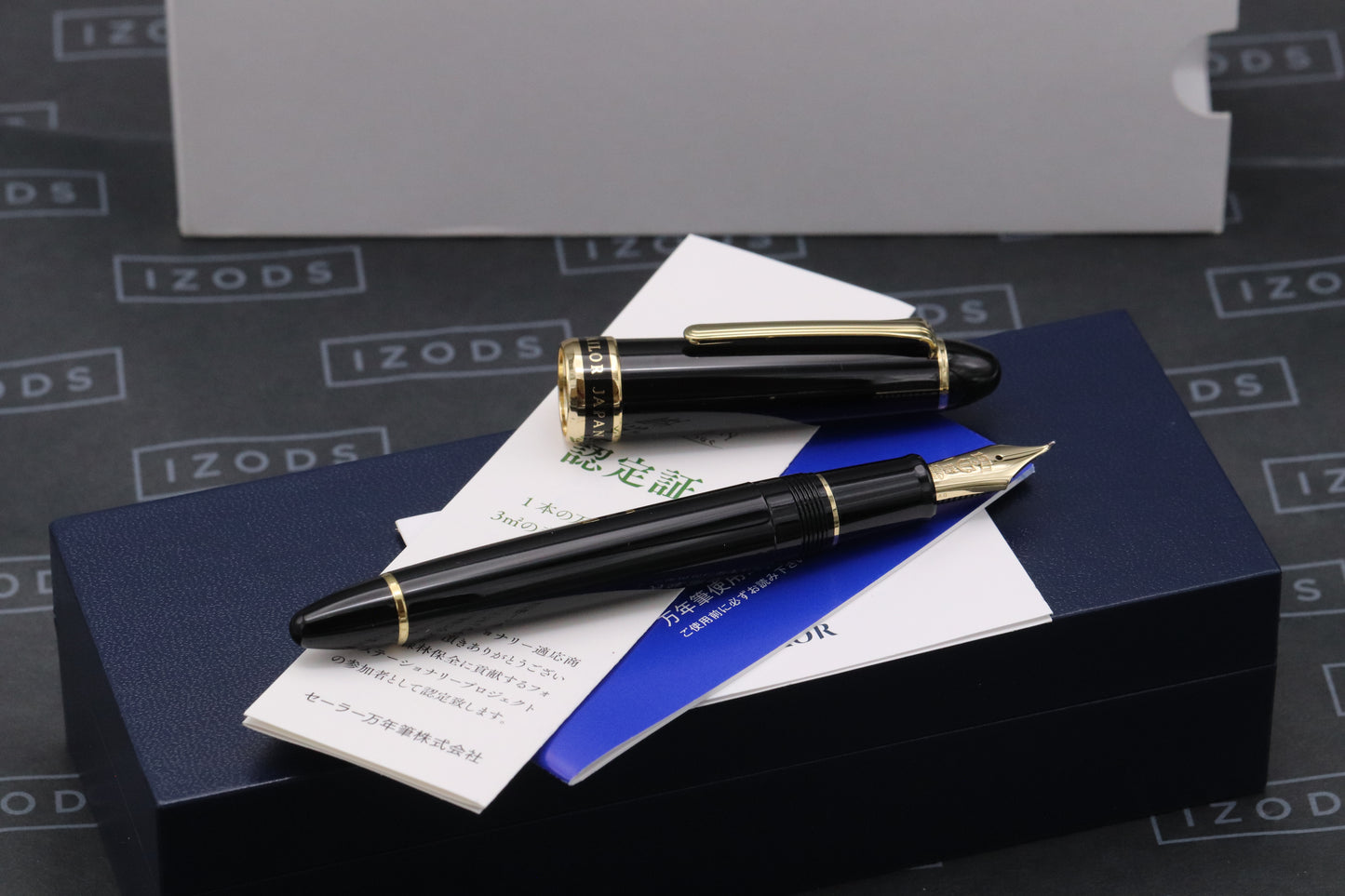 Sailor 1911L Black Gold Fountain Pen - Naginata Nib Fude de Mannen Nib - DIPPED