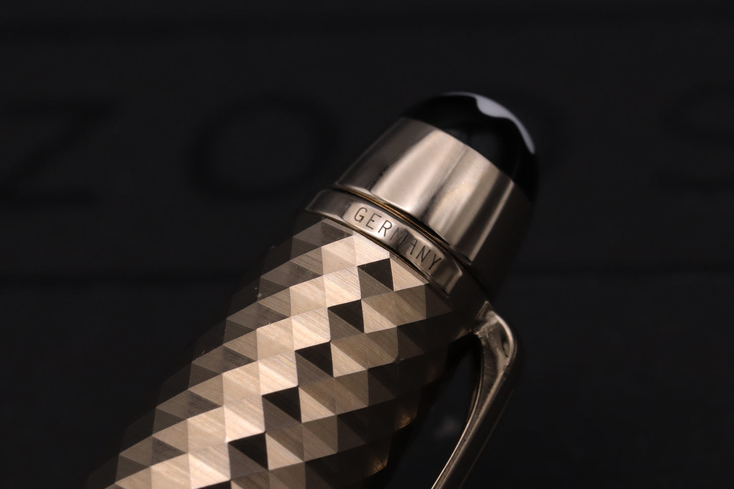 Montblanc Meisterstuck Classique Geometric Dimension Doue Fountain Pen