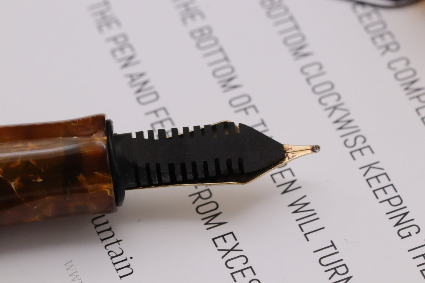 Santini Nonagon Faceted Ambra Fountain Pen