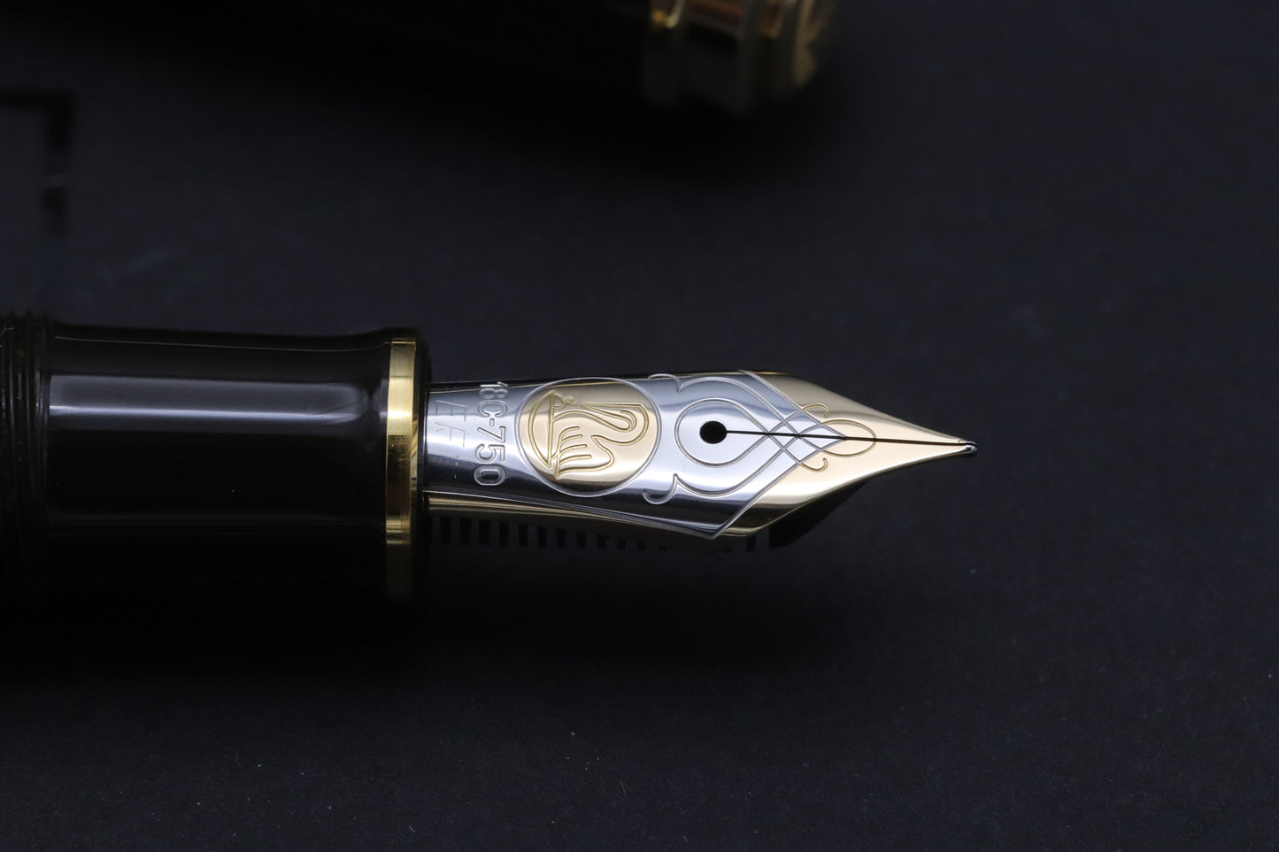 Pelikan Souveran M800 Brown Black Special Edition Fountain Pen - EF Nib