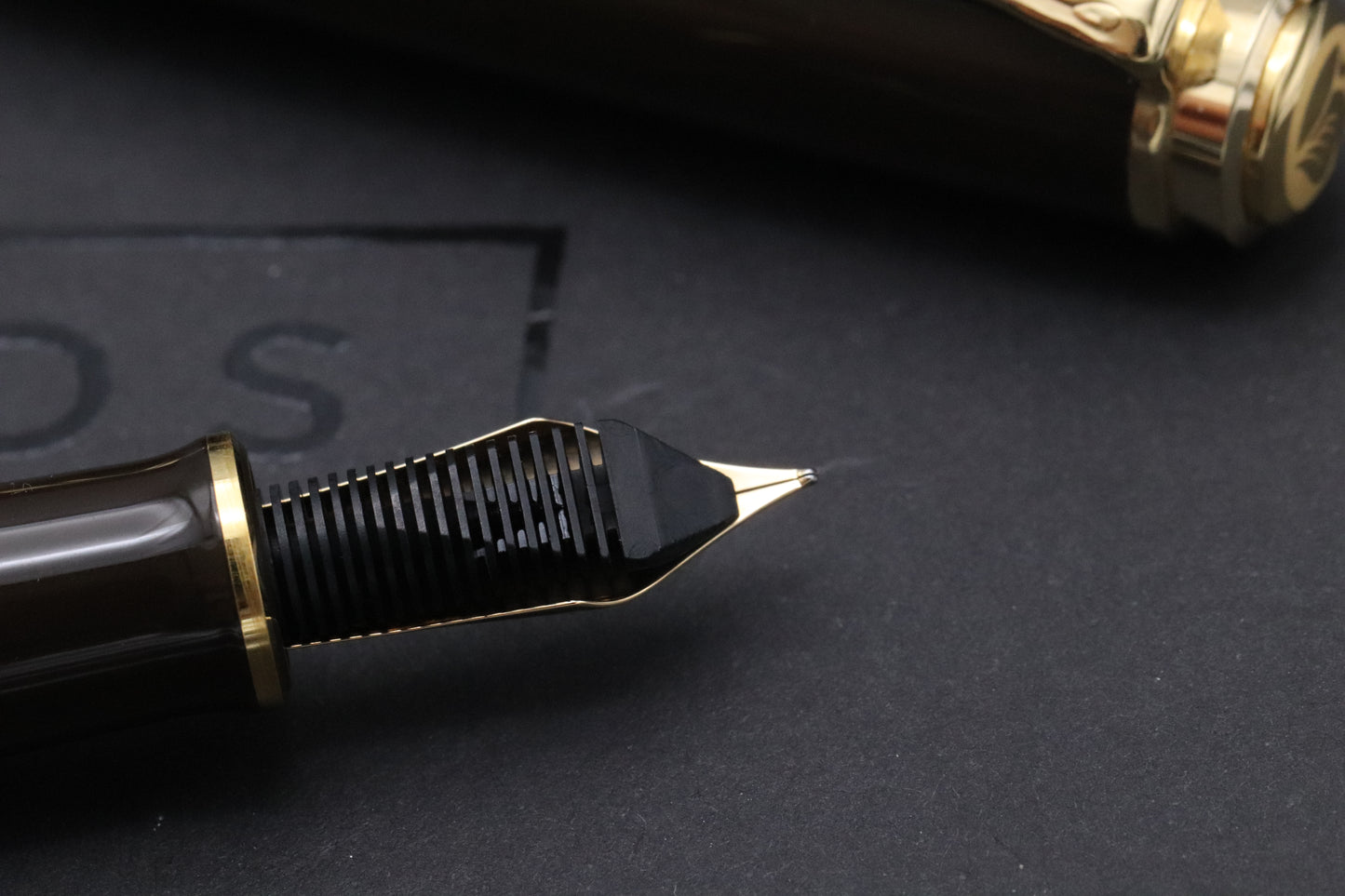 Pelikan Souveran M800 Brown Black Special Edition Fountain Pen - EF Nib