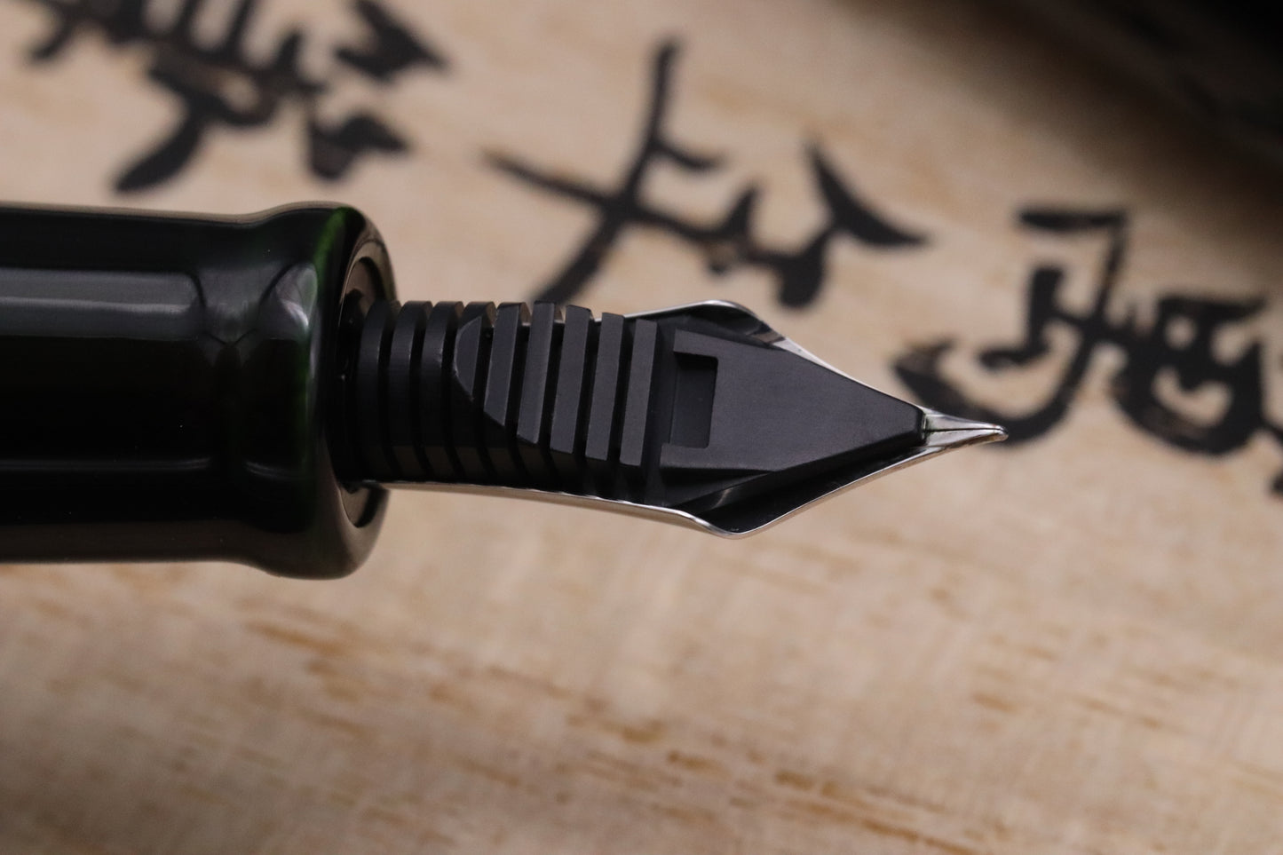 Nakaya Dorsal Fin 1 Midori Tamenuri Fountain Pen - Fine Nib