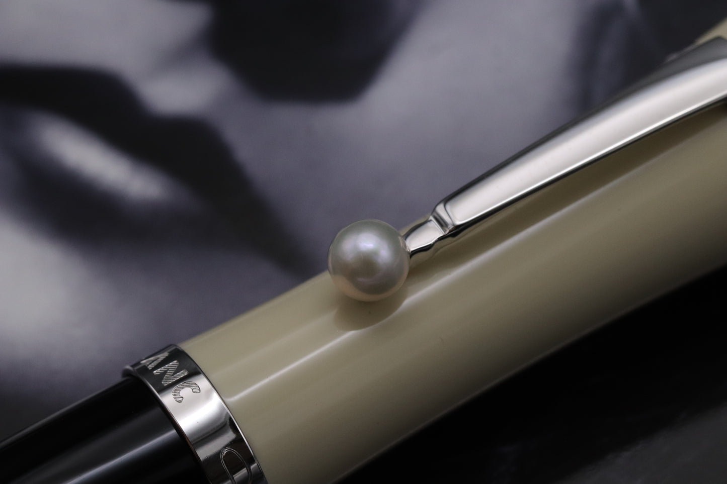 Montblanc Muses Greta Garbo Special Edition Fountain Pen