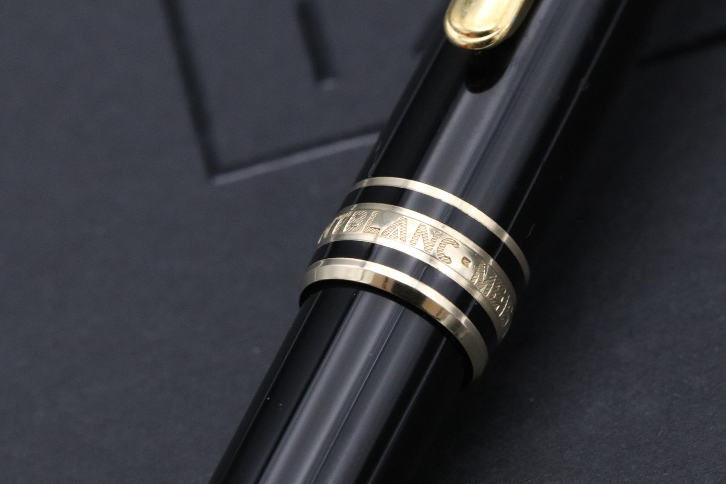 Montblanc Meisterstück 164 Classique 75th Anniversary SE Ballpoint Pen