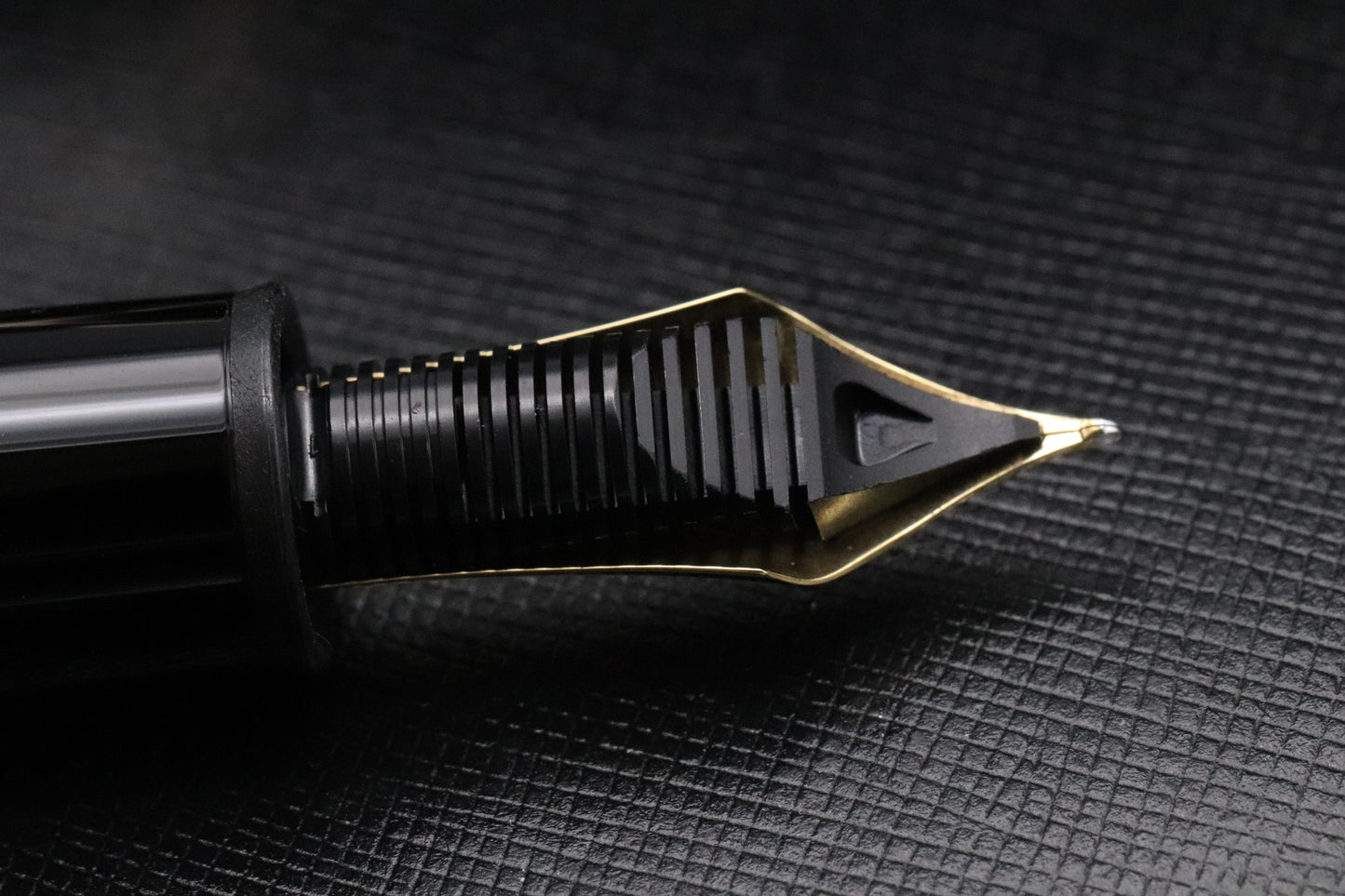 Montblanc Meisterstuck 149 Gold Coated Fountain Pen - EF Nib