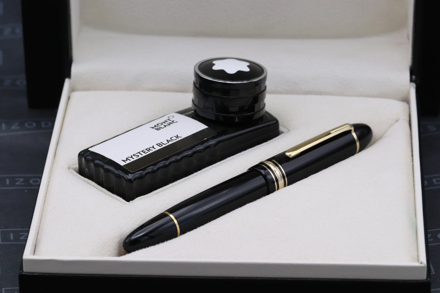 Montblanc Meisterstuck 149 Gold Coated Fountain Pen - EF Nib