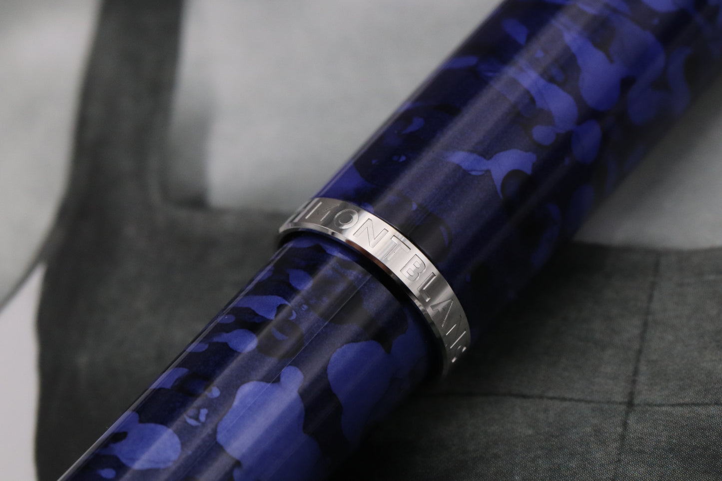 Montblanc Muses Elizabeth Taylor Special Edition Ballpoint Pen - UNUSED