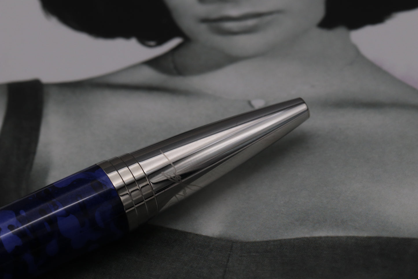 Montblanc Muses Elizabeth Taylor Special Edition Ballpoint Pen - UNUSED