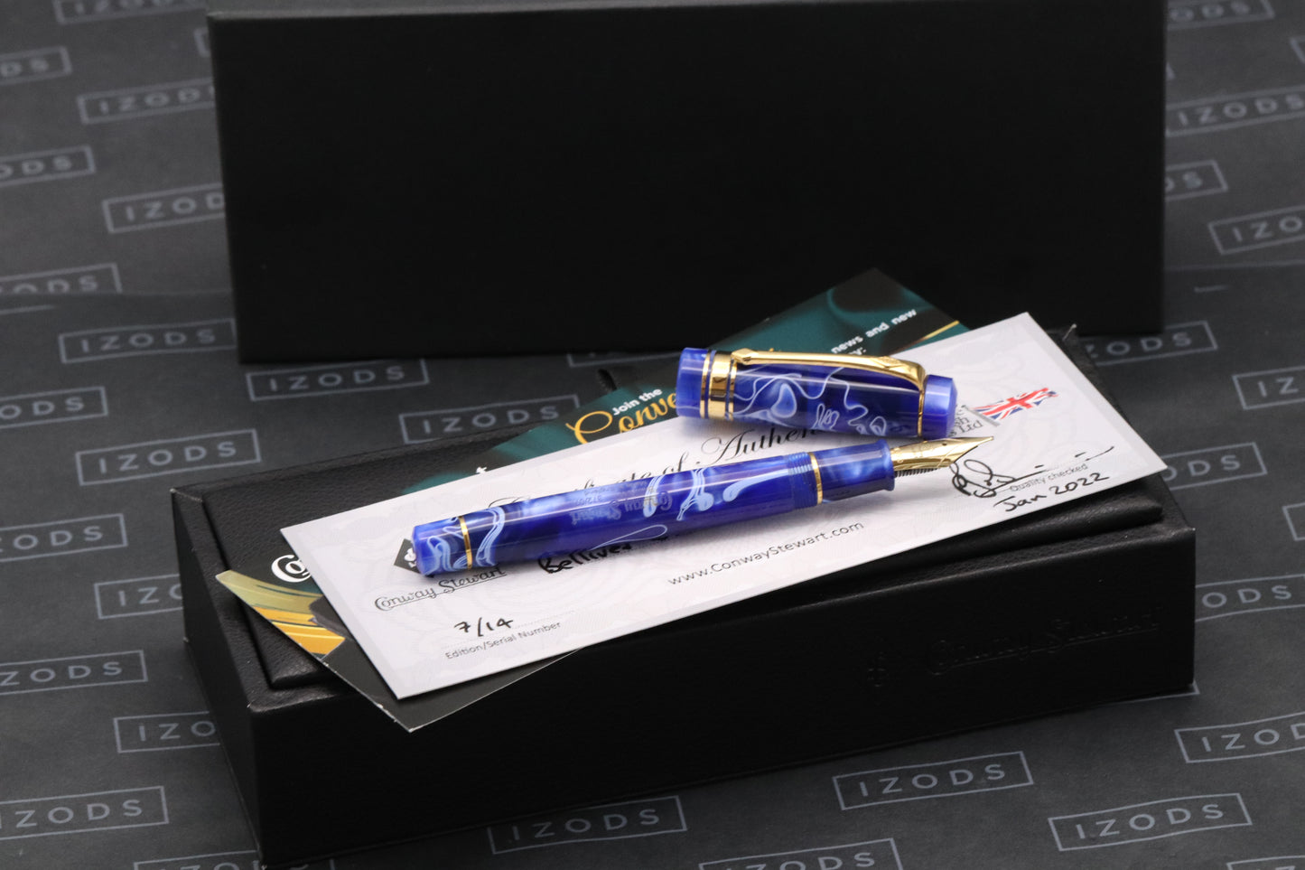 Conway Stewart Belliver White Whirl Fountain Pen - IB Nib