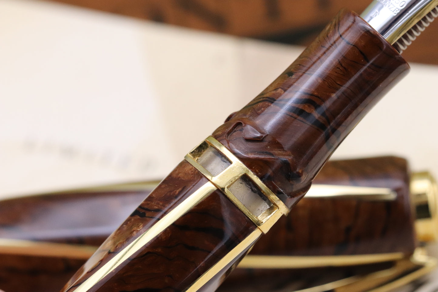 Visconti Divina Proporzione Burlwood Celluloid Solid Gold Fountain Pen - UNUSED