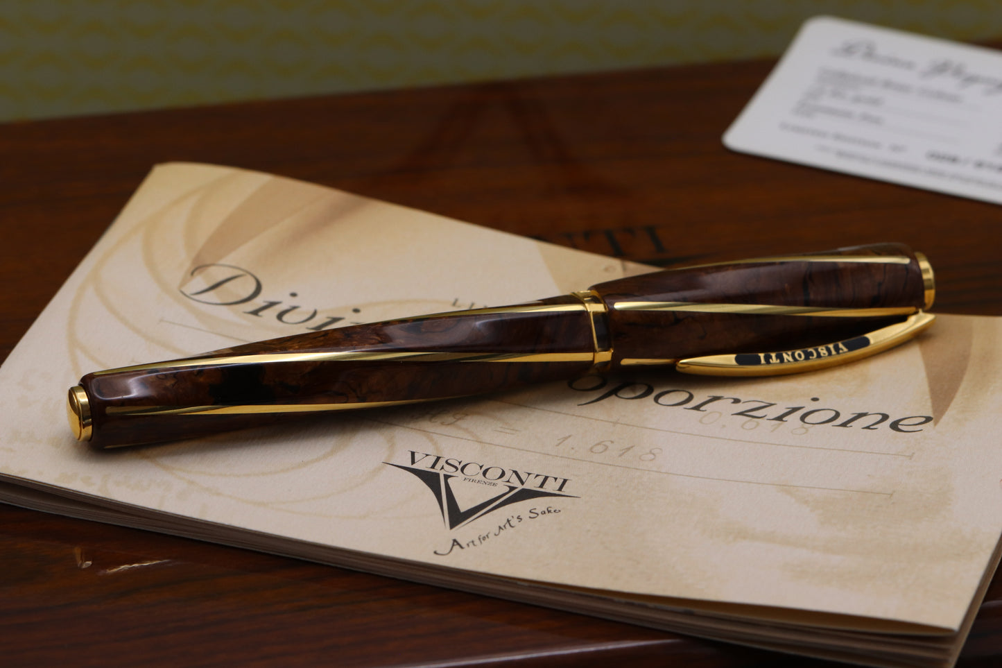 Visconti Divina Proporzione Burlwood Celluloid Solid Gold Fountain Pen - UNUSED