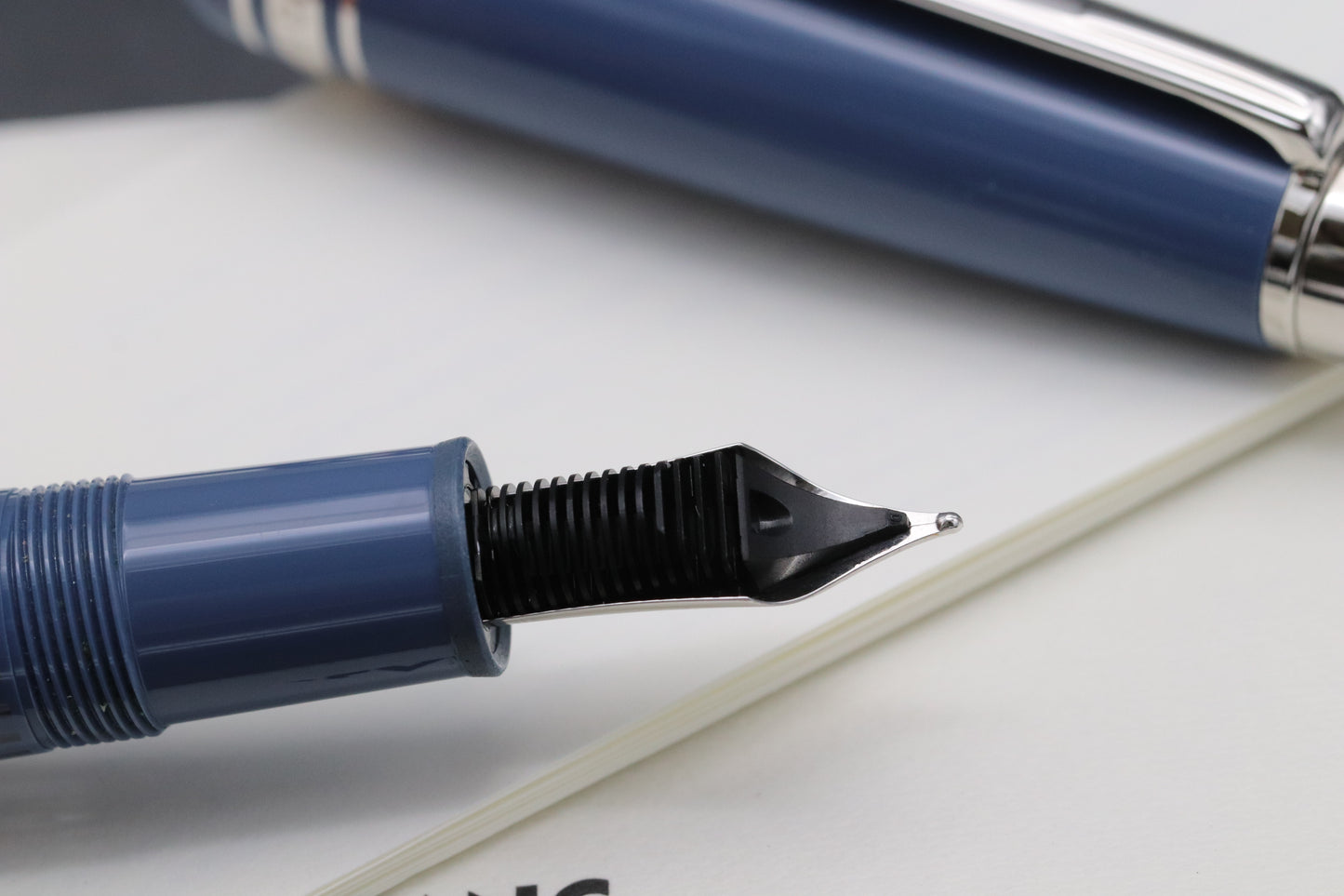 Montblanc Meisterstuck 146 LeGrand Glacier Fountain Pen