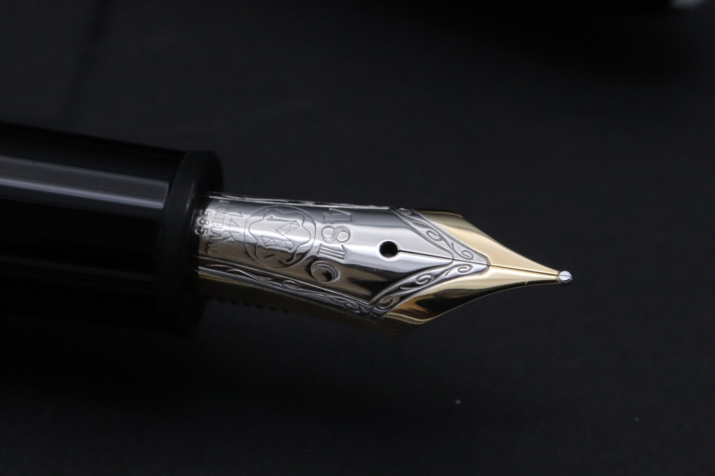 Montblanc Meisterstuck 146 LeGrand Gold-Coated Fountain Pen